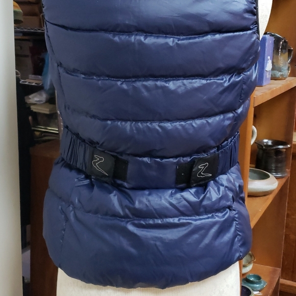 Horze equestrian spirit puffer vest. Size 4 US - Picture 4 of 8